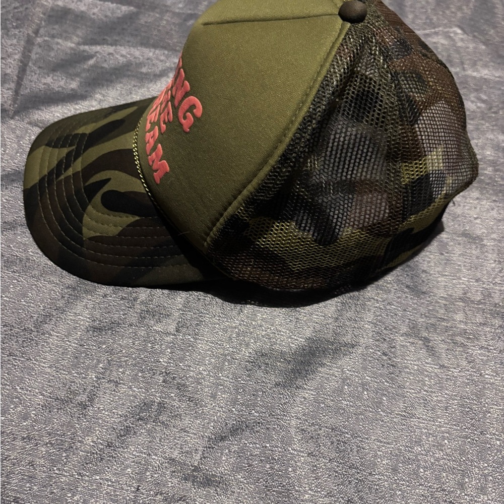 ✨3/$25 bundle- Green Camo Trucker Hat with Pink "Living The Dream" puff art✨ - Picture 5 of 7